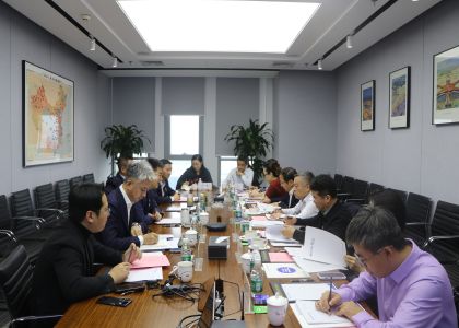 天津港保稅區(qū)黨委常委，天?？毓晒军h委書記、董事長鐘曉龍率隊到訪遠(yuǎn)東